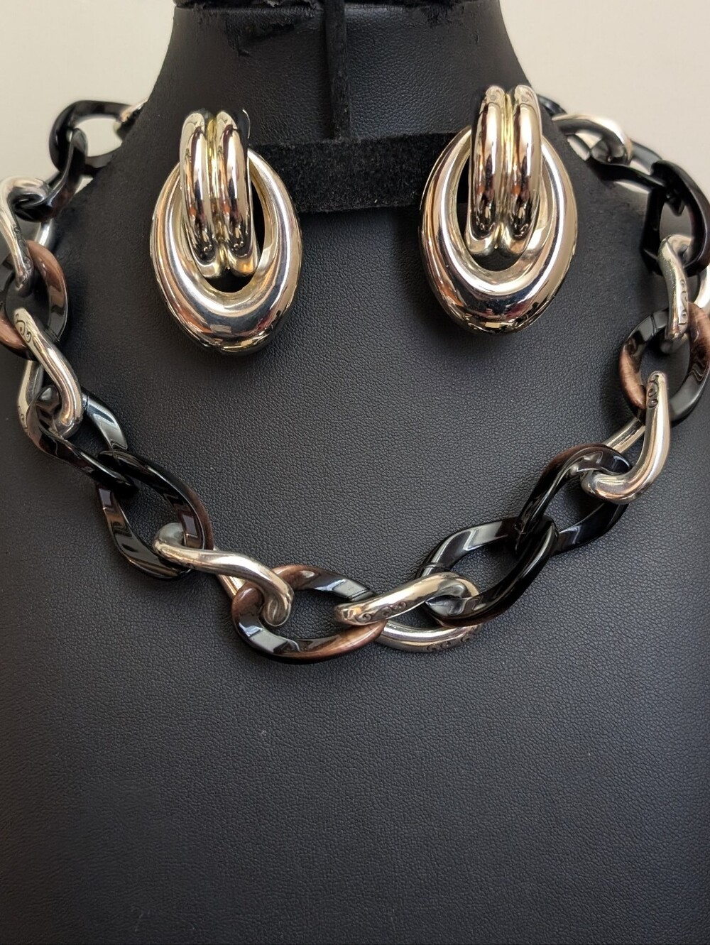 #34. Brighton Silver & Lucite Large Link Necklace With 80s Earrings